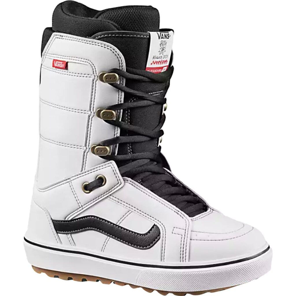 11 Best Women's Snowboard Boots: Most Comfortable Women's Snowboard ...